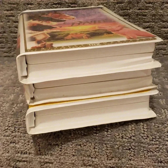 VHS Tape Bundle Willie Wonka- Babe- Wizard of Oz- Vintage Original Clam… - Picture 2 of 5